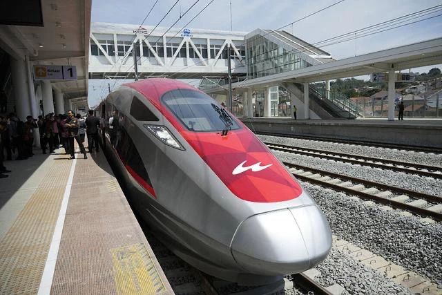 SAONON發(fā)電機(jī)組助力雅萬(wàn)高鐵正式啟用！可靠電力保障列車穩(wěn)定運(yùn)行